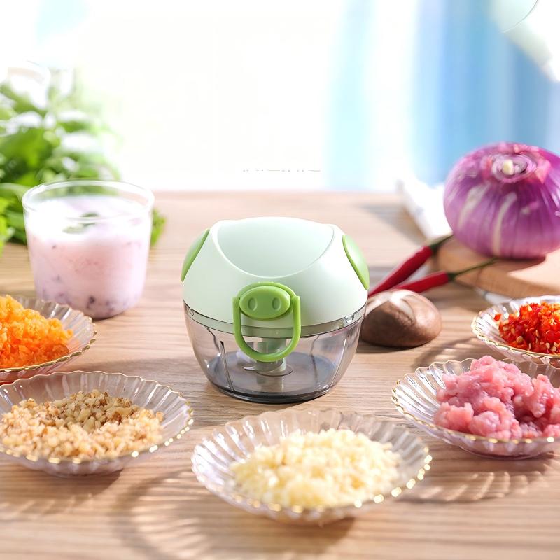 Piggy Garlic Press — model SM648896071346, BPA-free kitchen gadgets by YAZHEN