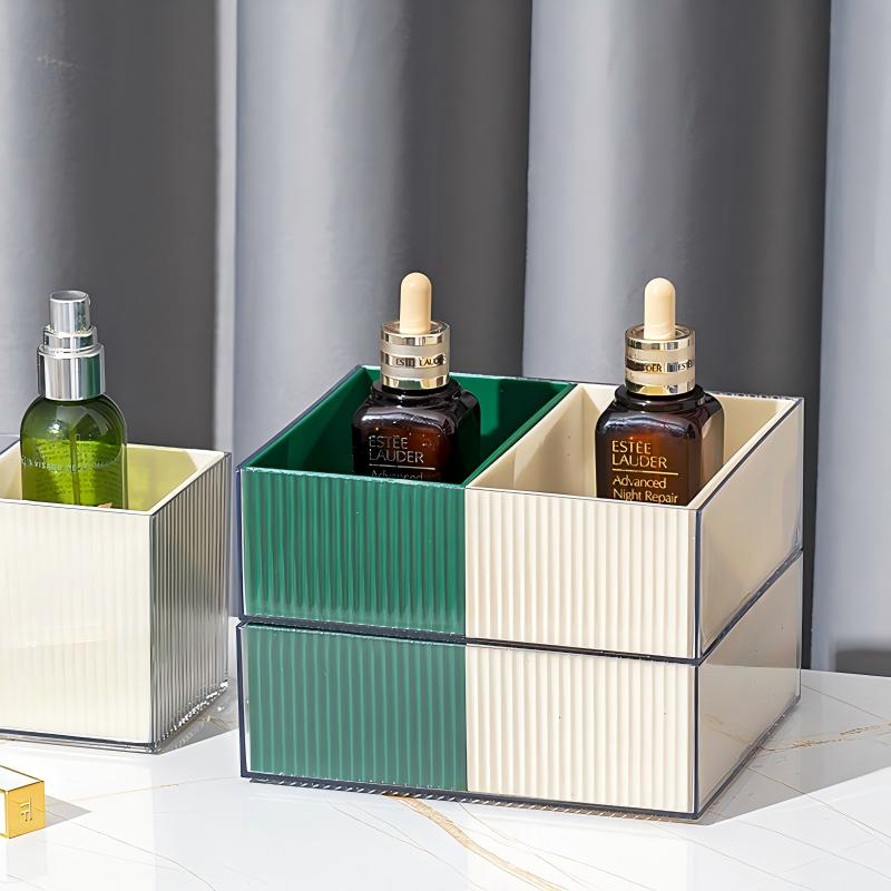 Cosmetic Organizer (24×15×18 cm)